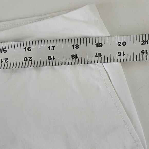 Faded Glory White Chino Bermuda Shorts 16 - Picture 4 of 6